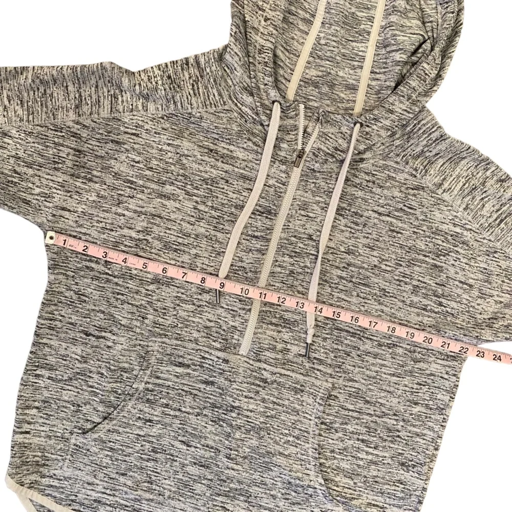 Athleta Heather Grey Short Sleeve Pullover Hoodie M - Picture 11 of 15